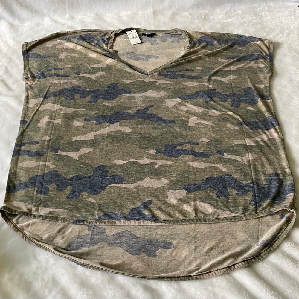 NWT EXPRESS Camo Dolman Sleeve All Sizes - Picture 1 of 4